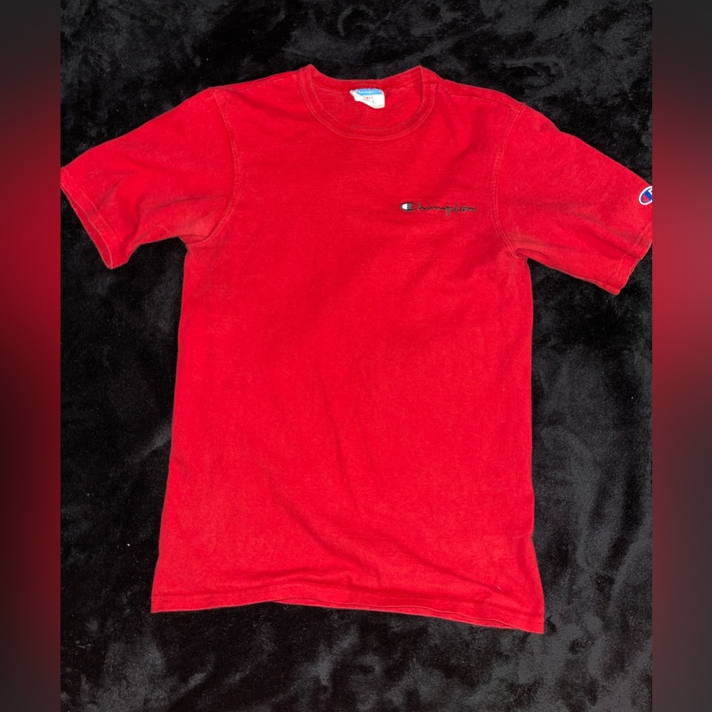 Men Champion Reverse Weave T-Shirt in Red